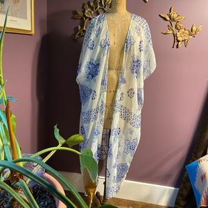 Flowy cardigan kimono, beautiful condition!